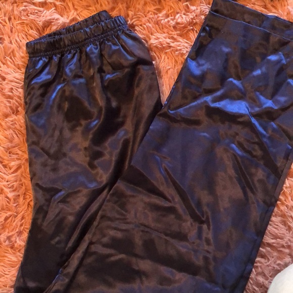 Navy Blue Satiny Sleep Set - Picture 2 of 6